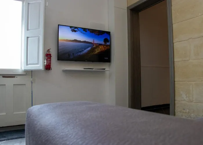 1 Bedroom Maisonette, St Paul\'S Bay 139 Triq Aristarku